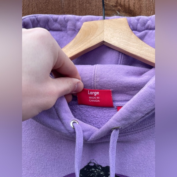 Supreme 2017 Vampirella Hoodie - Picture 3 of 5